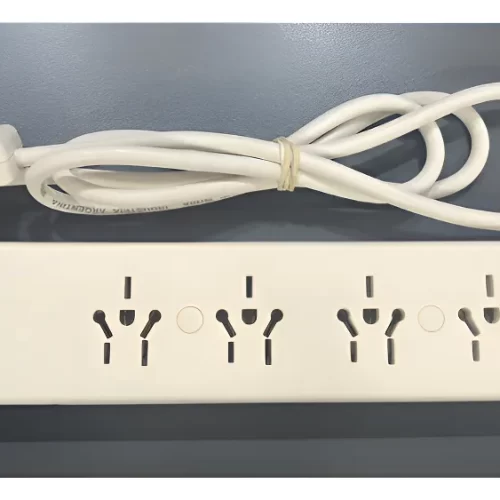 Zapatilla 5 tomas con cable 1.5 MTS.c/cablec/term