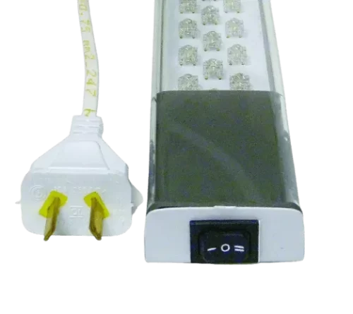Listón LED 3W 220V con Acrilico B Alacena Tassiluz - Imagen 2
