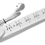 Zapatilla 8 Tomas con 3 M Cable con Term y Doble USB Intec